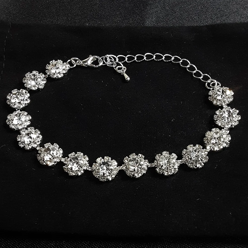 Elegant Silver Crystal Bracelet J277 - Picture 1 of 3
